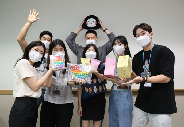 GS25는 젊은 세대의 마음을 사로잡기 위해 진행한 ‘갓생기획-신상기획팀’ 프로젝트의 본격적인 출범을 알렸다고 6일 밝혔다./사진=GS25