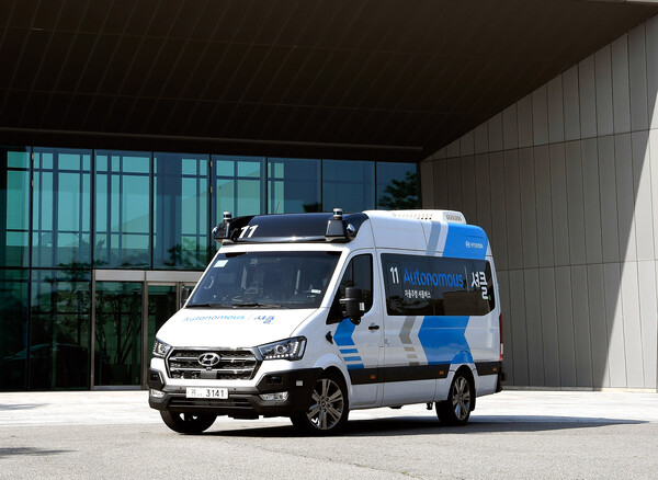 남양연구소 내부에서 시범 운영중인 로보셔틀./사진=현대차
