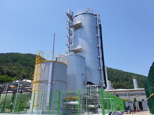 하이트진로 강원공장의 고효율 폐수처리시설 ‘혐기성 소화조(IC Reactor)/사진=하이트진로