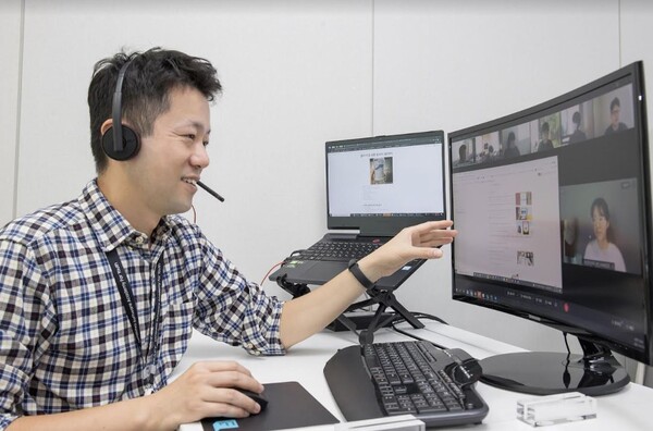 서울 강남구에 위치한 삼성청년 아카데미 서울 캠퍼스에서 강사가 5기 교육생들을 대상으로 온라인 수업을 진행하고 있다. /사진=삼성전자