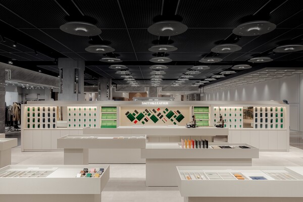 현대백화점 판교점 스미스앤레더 매장 전경/사진=현대백화점그룹