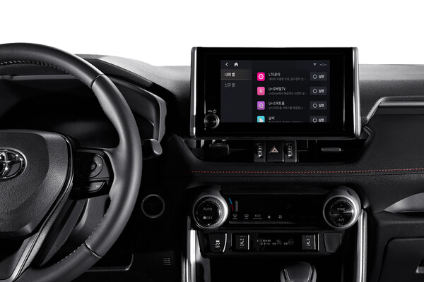토요타 RAV4 PHEV에 탑재된 U+Drive./LG유플러스