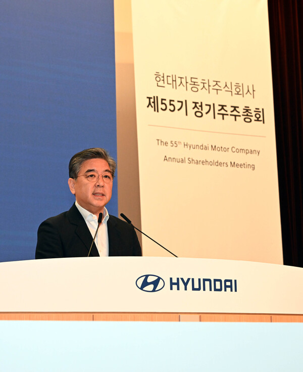 23일 오전 서울 양재동 사옥에서 열린 제55기 현대자동차 정기 주주총회에서 장재훈 사장이 인사말을 하고 있다./사진=현대자동차