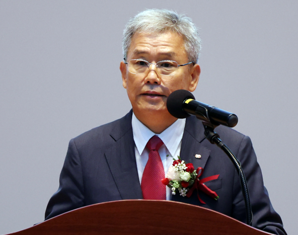 20일 오전 전남 나주시 빛가람동 한국전력 본사에서 김동철 신임 사장이 취임사를 하고 있다. 2023.9.20/연합