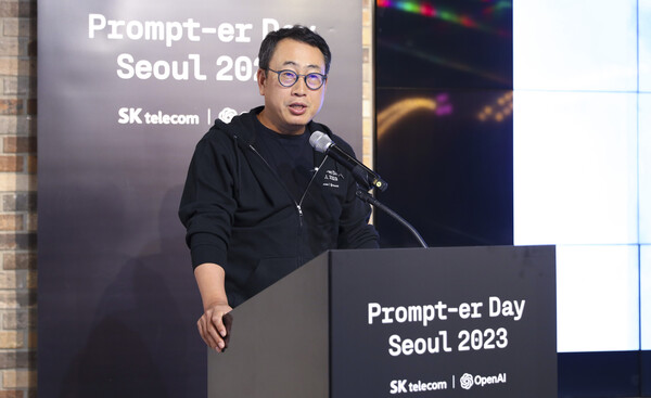 25일 SKT 유영상 사장이 ‘프롬프터 데이 서울 2023’ 본선장에서 환영사를 하고 있다./사진=SKT