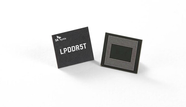 S현존 모바일용 D램 최고속도인 9.6Gbps(초당 9.6기가비트)를 구현한 ‘LPDDR5T',/SK하이닉스