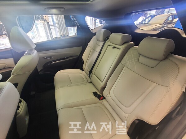 더 뉴 투싼 하이브리드 실내./사진=이현민 기자