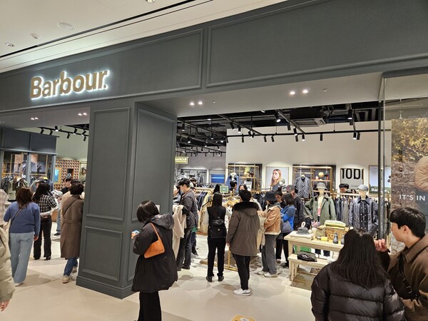 바버 스타필드 수원점./LF