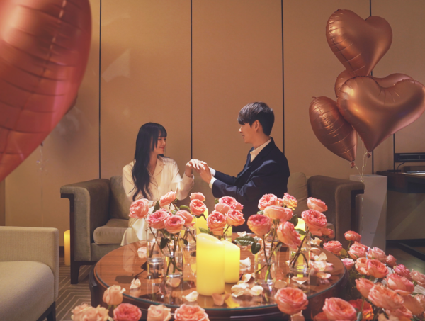 서울신라호텔이 5월의 신부를 위해 프로포즈, 브라이덜 샤워, 생일 등 특별한 순간을 낭만적으로 기념할 수 있는 기념일 맞춤형 객실 패키지를 선보인다./사진=호텔신라