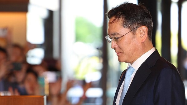 이재용 삼성전자 회장이 2024년 5월 31일 오후 서울 중구 신라호텔에서 열린 2024 삼성호암상 시상식 참석을 위해 행사장으로 향하고 있다. /연합뉴스