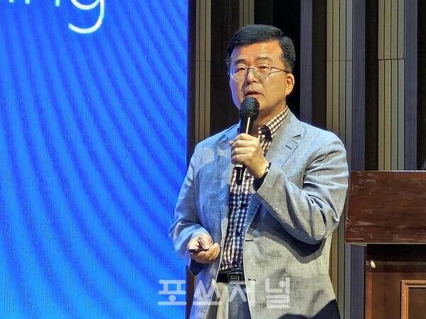 2024년 7월 23일 서울 강남구 한국과학기술회관 국제회의실에서 열린 ‘제1회 SNE리서치 배터리데이 2024’에서 이두연 SNE리서치 부사장이 ‘차세대 이차전지 기술 동향 및 시장 전망’을 주제로 발표하고 있다./사진=서영길 기자