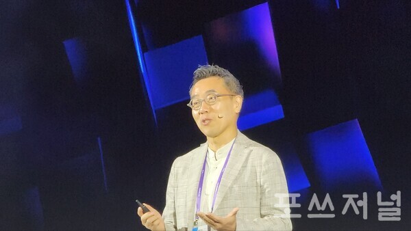 2024년 9월3일 서울 코엑스에서 진행된 리얼서밋 2024에서 황성우 삼성SDS 대표가 기조연설을 하고 있다./사진=문기수 기자