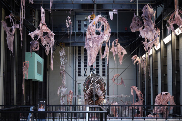 '현대 커미션: 이미래: Open Wound' 전시 전경./2024.10.9. 출처: Hyundai Commission: Mire Lee: Open Wound, Installation View, Photo © Tate (Ben Fisher Photography)