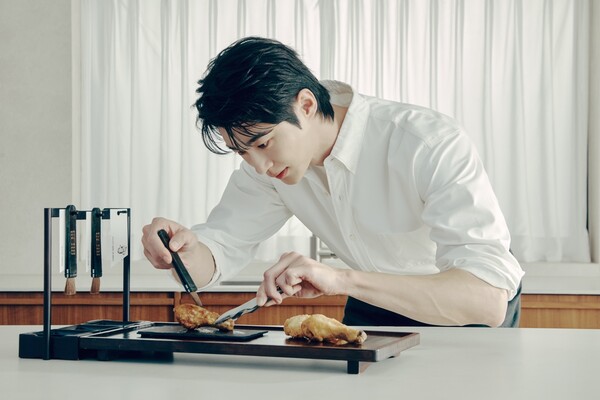 교촌치킨 브랜드 모델 배우 ‘변우석’ / 사진=교촌에프앤비