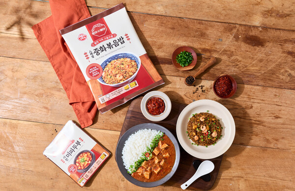 오뚜기는 제주의 중국 가정식 맛집으로 유명한 로이앤메이의 인기 메뉴 '사천마파두부'와 '스페셜 중화볶음밥'을 레스토랑 간편식(RMR)으로 출시했다./사진=오뚜기.