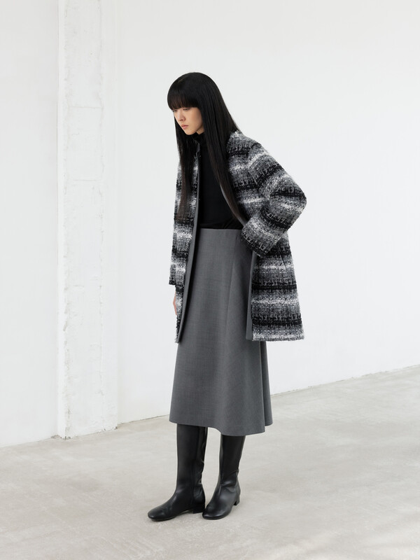 르베이지가 프리미엄 소재의 하이엔드 무드와 미니멀한 실루엣을 담은 르파인(LEFINE) 라인을 선보였다./사진=삼성물산.