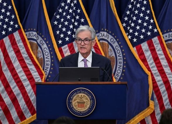 제롬 파월 연방준비제도이사회 의장이 2024년 11월7일(현지시간) 미국 워싱턴DC 연준 청사에서 연방공개사장위원회(FOMC) 정례회의 뒤 관련 기자회견을 하고 있다./로이터연합