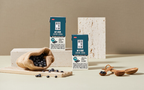 완전두유 뼈가튼튼 고칼슘 연출 컷. /한미사이언스