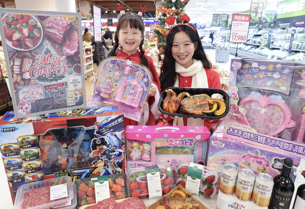 이마트, 크리스마스 먹거리·장난감 최대 반값 할인 / 사진=이마트