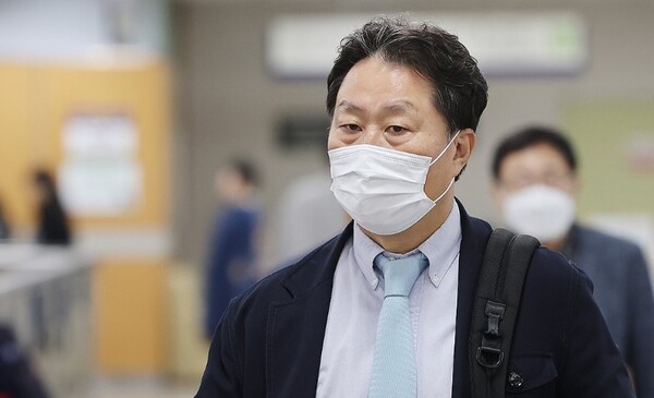  안용찬 전 애경산업 대표./연합