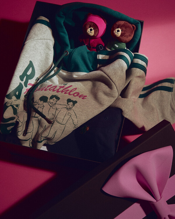 후아유X오징어 게임 시즌2 협업 컬렉션/2024.12.30.이랜드월드