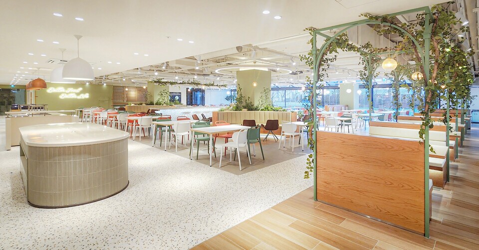 경기 용인시 수지구에 위치한 현대그린푸드 본사 사옥의 구내식당 전경.2025.1.12./사진=현대백화점그룹