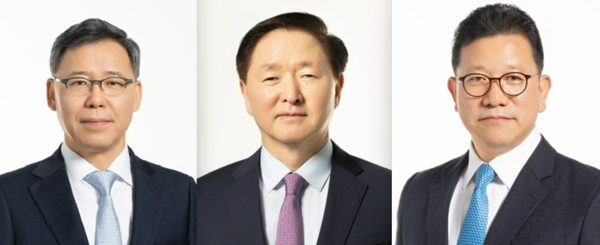 류경표 한진칼 대표이사 부회장(왼쪽), 우기홍 대한항공 대표이사 부회장(가운데), 송보영 아시아나항공 신임 대표이사 부사장. /2025.1.15 대한항공