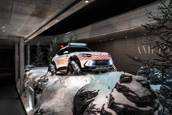 다보스포럼 현장에 전시된 ‘GV60 다목적 험로주행 콘셉트’./사진=제네시스