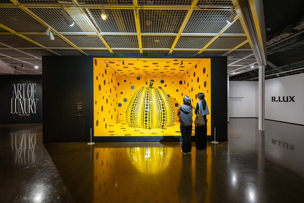 2025년 1월 18일부터 서울 미술관에서 개최된는 '아트 오브 럭셔리(Art of Luxury)' 전./쿠팡