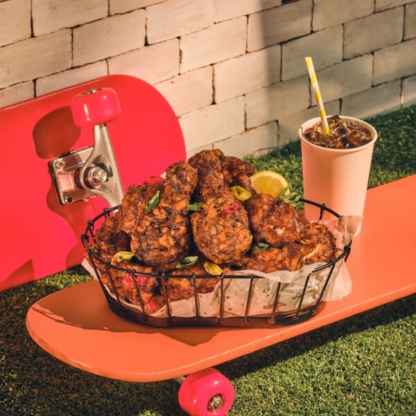 bhc, 새학기 맞이 ‘카카오쇼핑라이브’ / 사진=bhc치킨