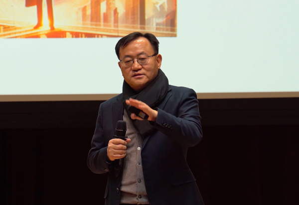 2025년2월20일 LS미래원에서 진행된 LS팀장컨퍼런스 2025에서 명노현 LS 부회장이 계열사 팀장들을 상대로 CEO특강을 진행하고 있다./사진=LS