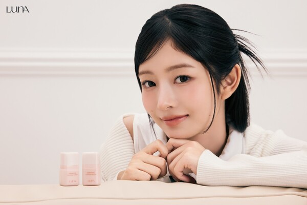 루나 그라인딩 컨실 버터 모델 연출 이미지 /2025.3.10.애경산업