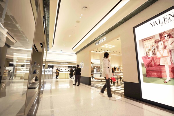 신세계백화점 본점 신관 2층 리뉴얼. /2025.3.13. 신세계백화점