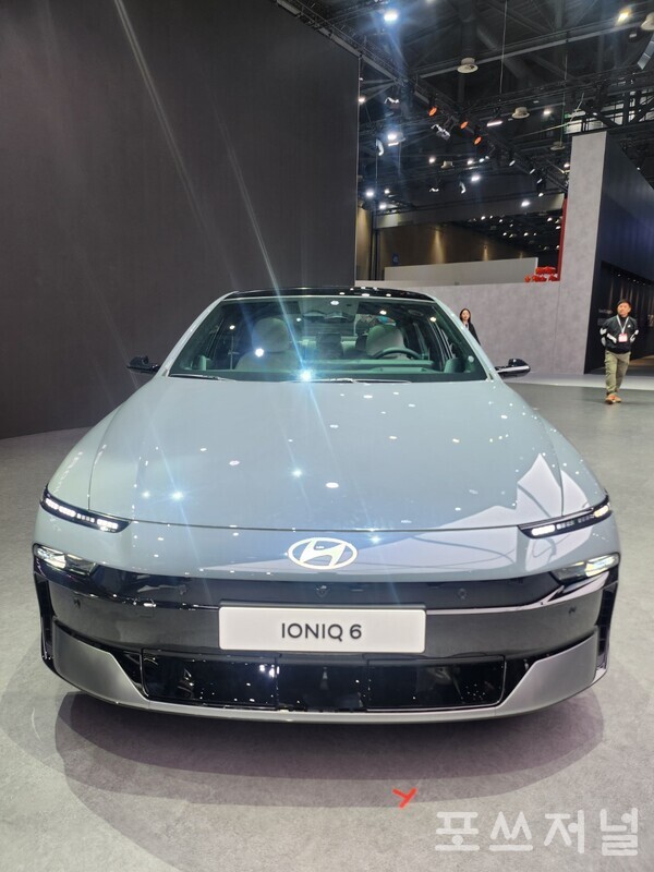 2025년 4월 3일 경기도 고양시 킨텍스에서 열린 '2025서울모빌리티쇼' 미디어데이 현대자동차 부스에 전시된 더 뉴 아이오닉6의 모습이다. /사진=송신용 기자