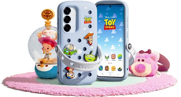 KT가 출시한 갤럭시 S25 크록스 토이스토리 에디션 이미지./사진=KT