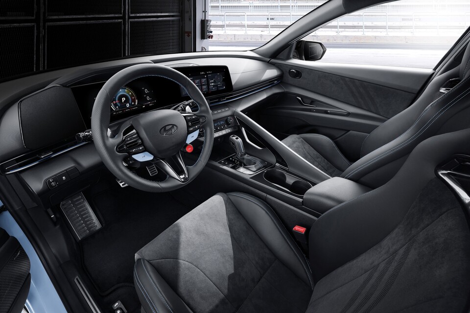 '2026 아반떼 N' 내장.2025.4.15./사진=현대자동차그룹