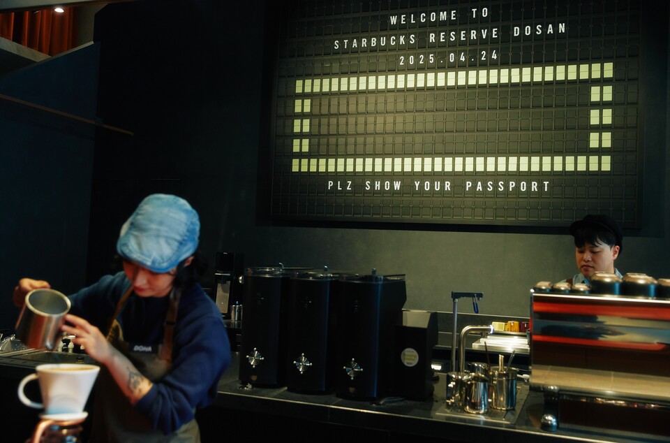‘스타벅스 리저브 도산’ 내부 모습. 2025.4.24./사진=스타벅스 코리아