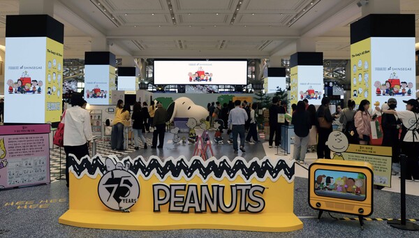신세계百, 피너츠 75주년 기념 팝업스토어 행사 / 사진=신세계백화점