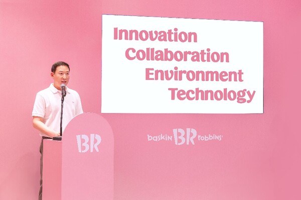 허희수 SPC 부사장이2025년 5월 15일 배스킨라빈스 '청담점'에서 열린 기자간담회에서 브랜드 미래 전략을 발표하고 있다. / 사진=배스킨라빈스