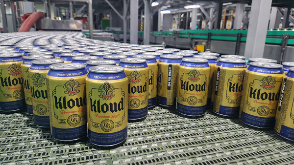 롯데칠성음료 충주2공장 클라우드 생산라인 / 사진=롯데칠성음료