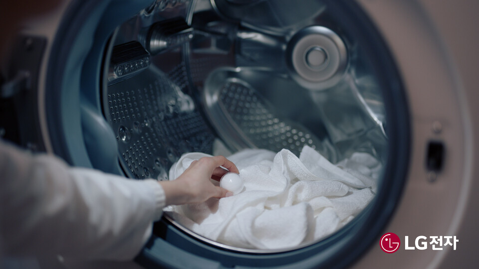 미네랄워시 세탁 연출 이미지. 2025.6.26./사진=LG전자