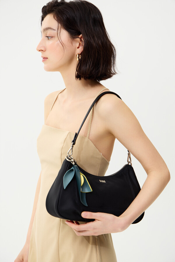 닥스액세서리 미스티플라워 라인 화보 /LF