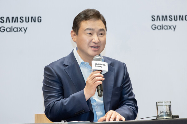 2025년7월9일 미국 뉴욕에서 진행된 갤럭시 언팩 기자간담회에서 노태문 삼성전자 DX부문장 직무대행 사장이 발언하고 있다./사진=삼성전자