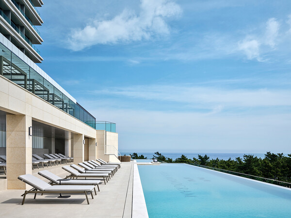 신라모노그램 강릉 호텔 야외 수영장 /호텔신라