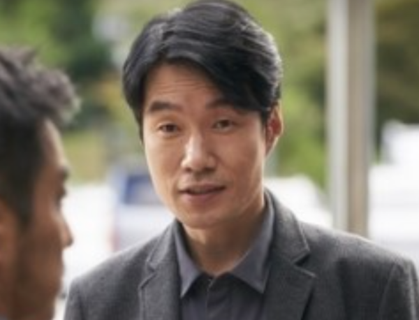 영화 '극한 직업' 출연 당시 송영규./극한직업 스틸컷