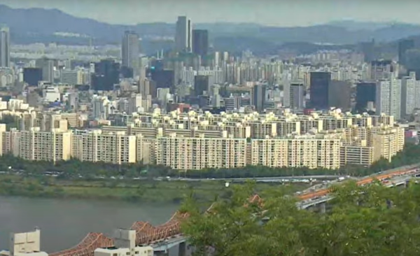 서울 강남구 압구정 현대아파트./유튜브갈무리