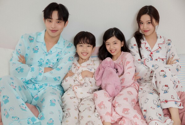 스파오 2025년 가을 파자마 화보 /이랜드