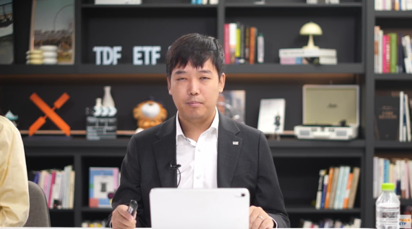 김남호 미래에셋자산운용 글로벌ETF운용본부장이 2025년 9월 5일 오전 유튜브에서 진행된 'TIGER 미국AI소프트웨어TOP4+ 상장: 미국 소프트웨어 어벤저스 라인업 구성!' 웹세미나에서 미국 AI(인공지능) 소프트웨어 시장에 대해 설명하고 있다. /미래에셋자산운용 유튜브