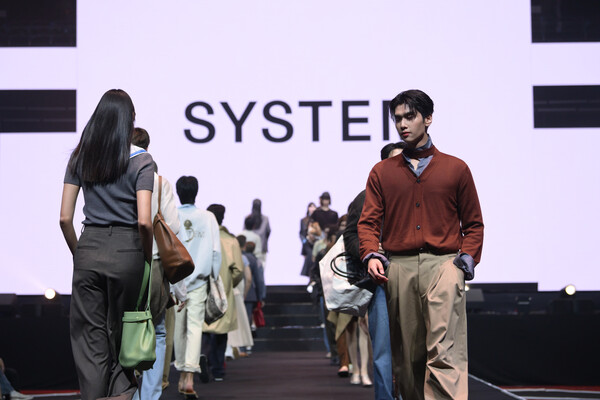 2025년 9월 7일 태국 현지에서 진행된 한섬 시스템·시스템옴므 패션쇼 /한섬
