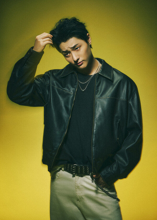 싱어송라이터 우즈와 협업 에잇세컨즈 가을 스타일링 화보 /삼성물산 패션부문